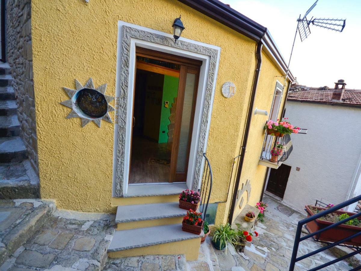 B&B L'Arabatana Pietrapertosa Exterior photo